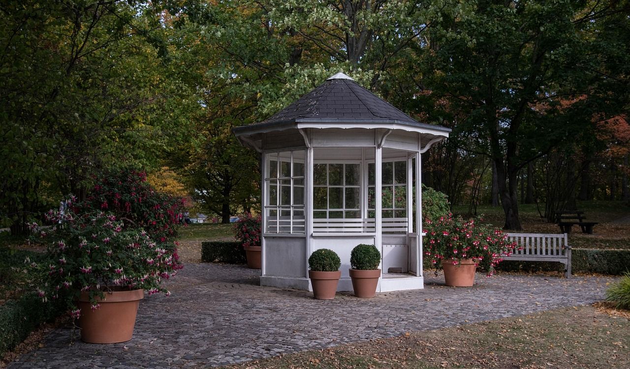 Construire un abri de jardin en bois : plans et étapes découvrez nos conseils experts pour la construction d'un abri de jardin durable et fonctionnel, adapté à vos besoins et à votre espace extérieur.