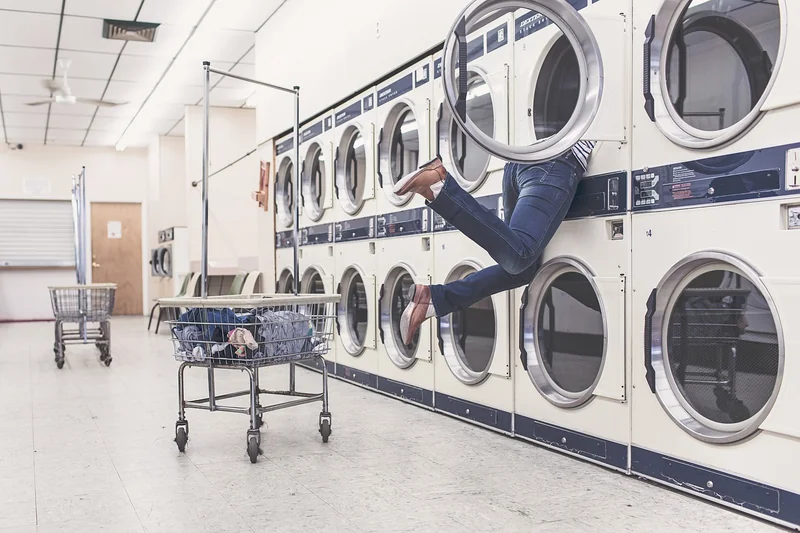 Poids moyen d’une machine à laver : les chiffres clés