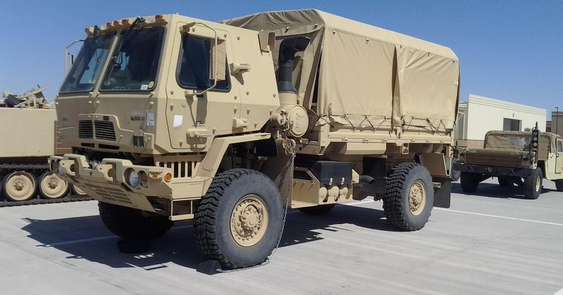 Comment choisir la meilleure bâche camion pour protéger votre cargaison